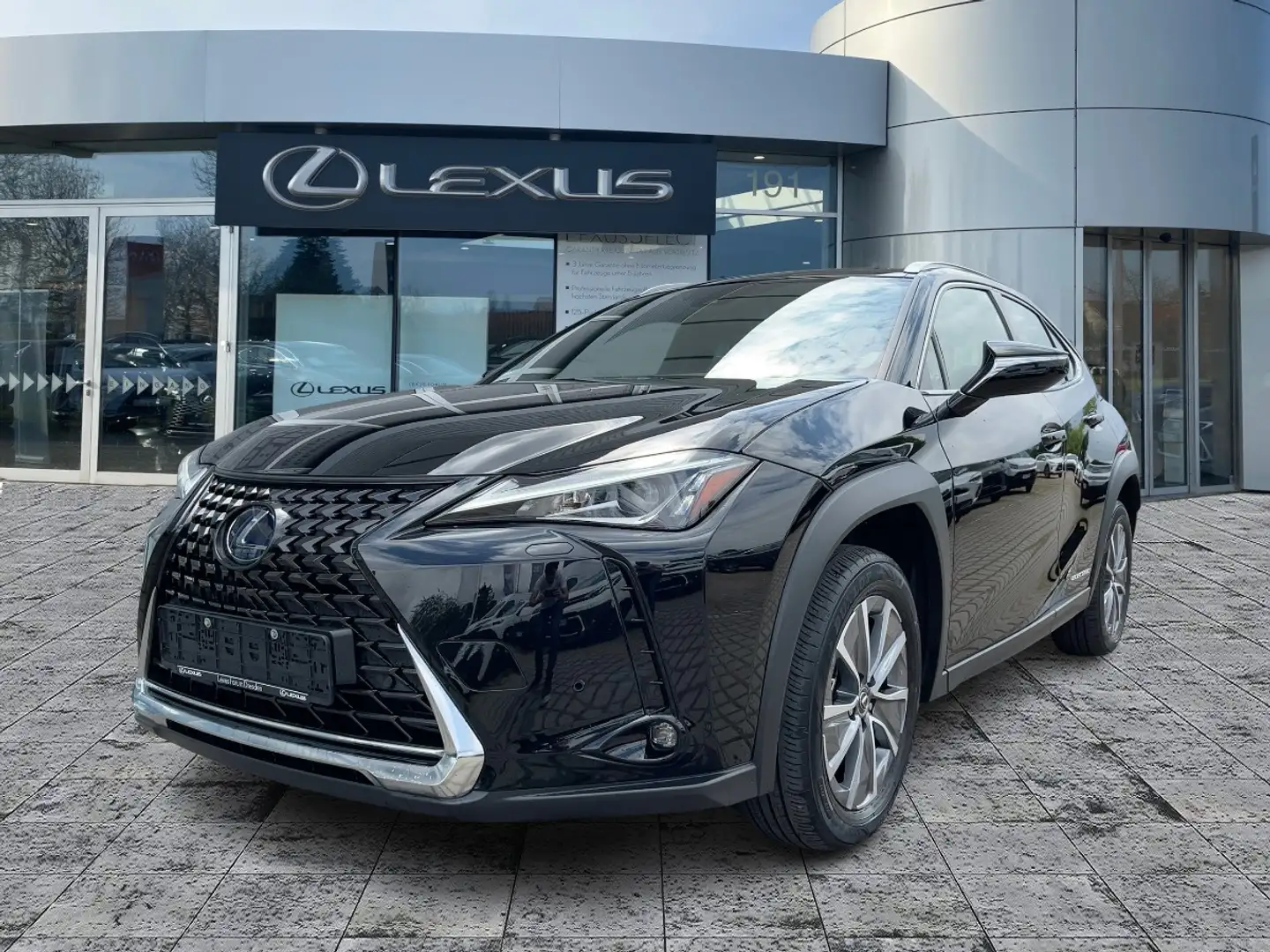 Lexus UX 300e KAM*DAB*ACC*PDC Schwarz - 2