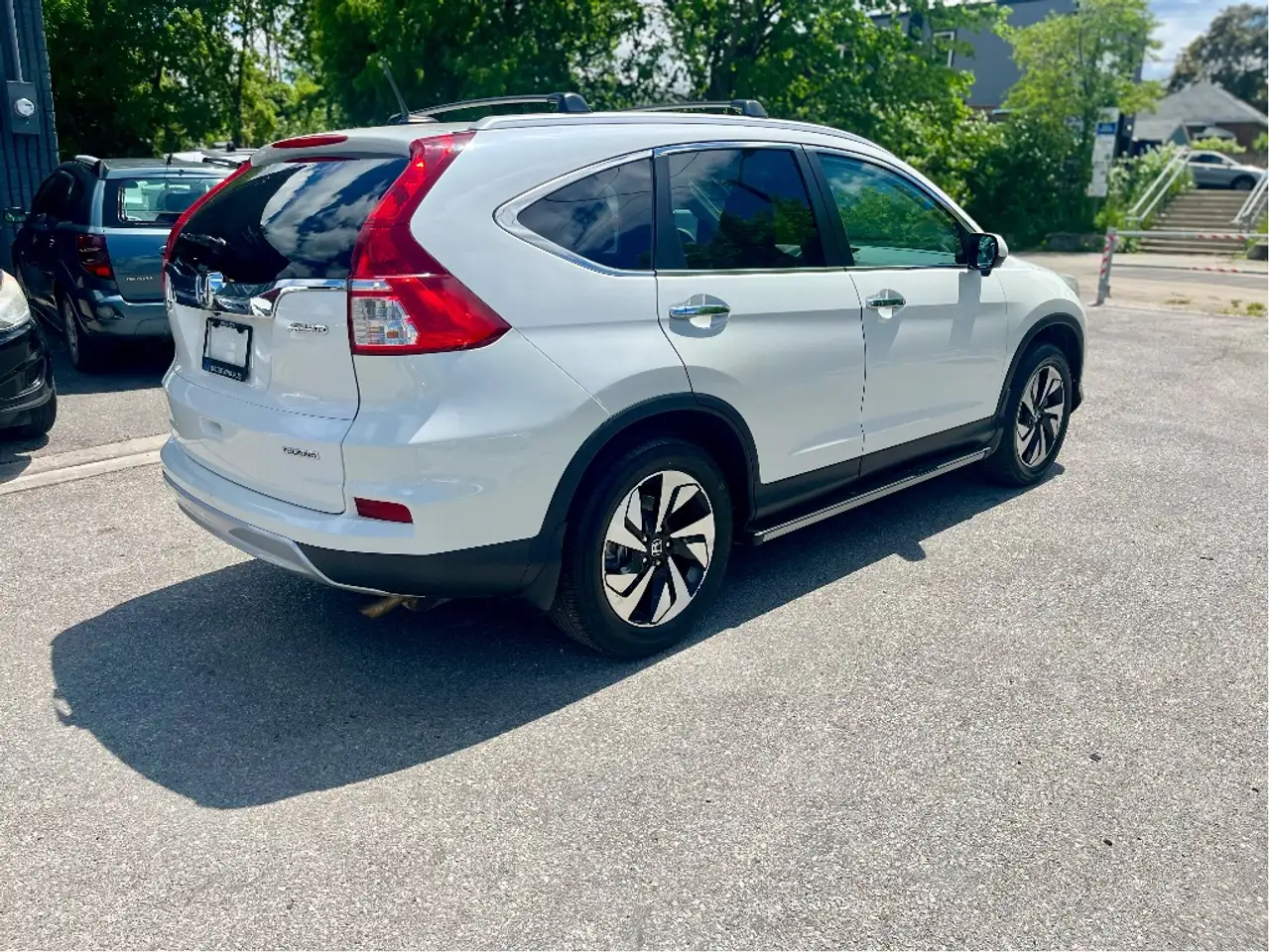 Honda CR-V photo Honda CR-V