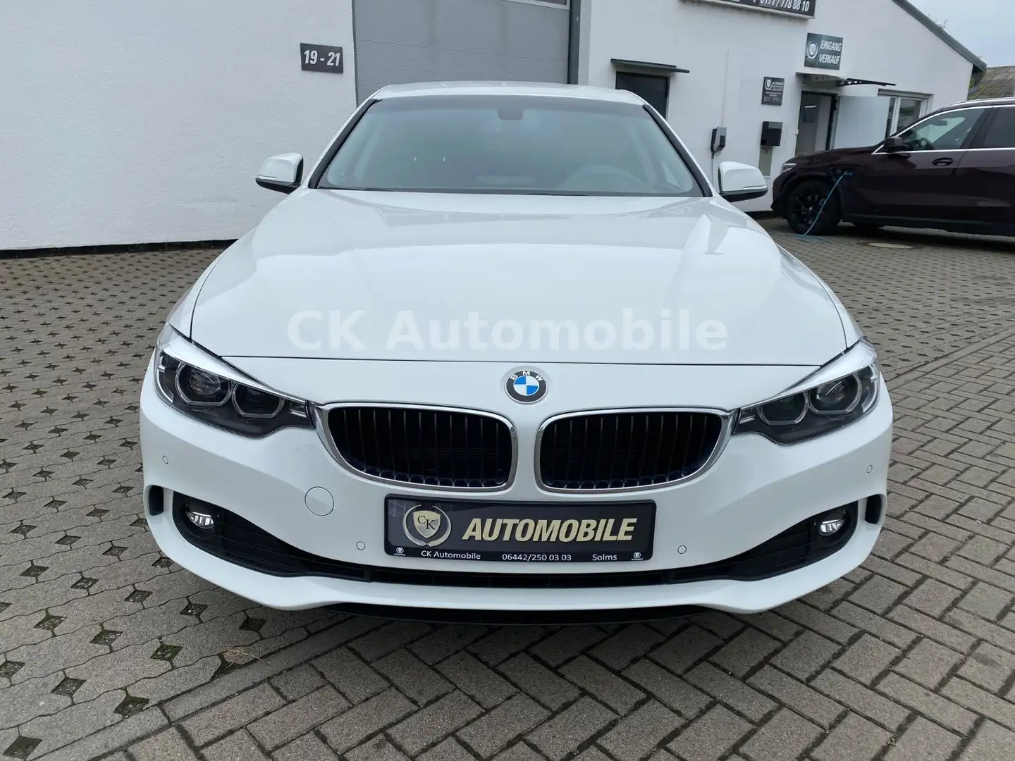 BMW 420 i xDrive Gran Coupe Advantage/Navi/LED/Kamera Weiß - 2