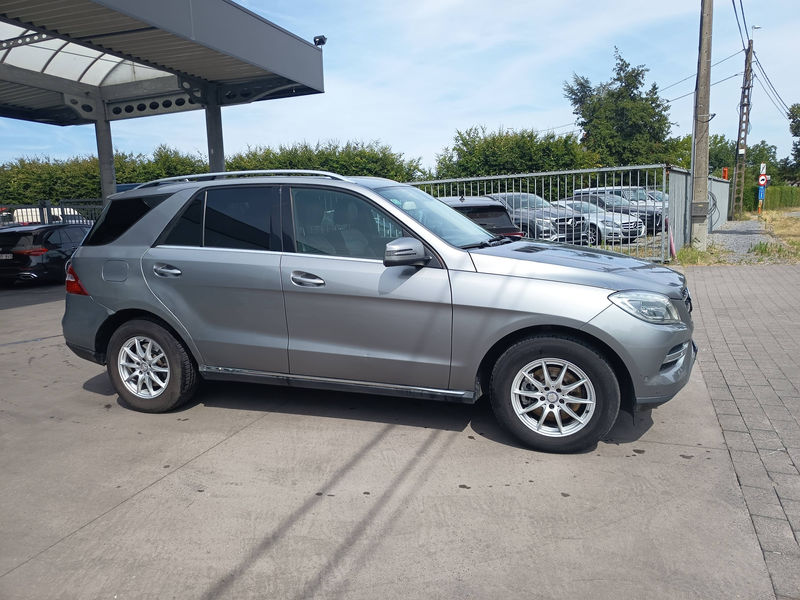 Mercedes-Benz ML 250 ML 250 BlueTEC Leder Xenon — photo 4