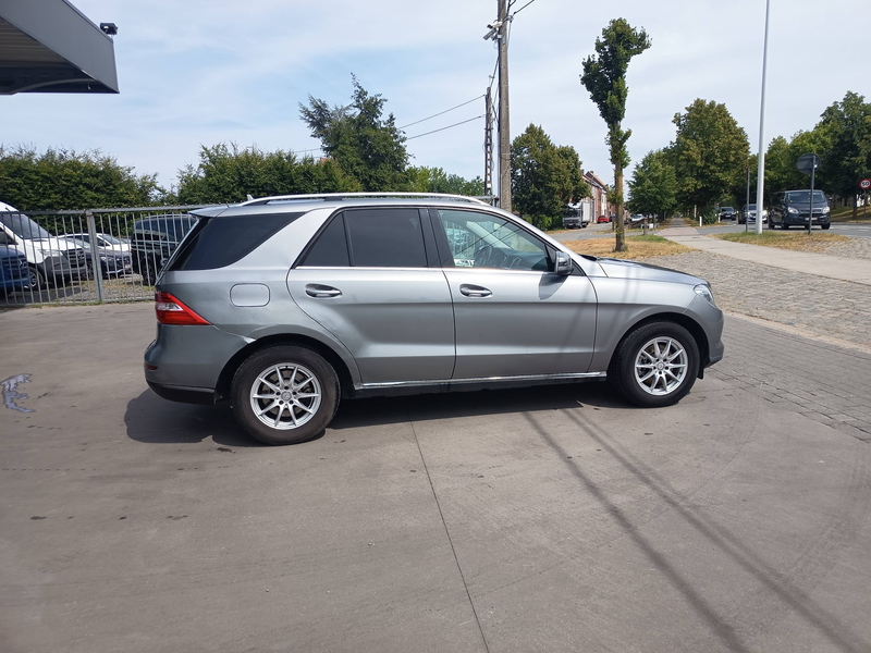 Mercedes-Benz ML 250 ML 250 BlueTEC Leder Xenon — photo 5
