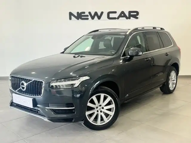 Volvo V90 view 3