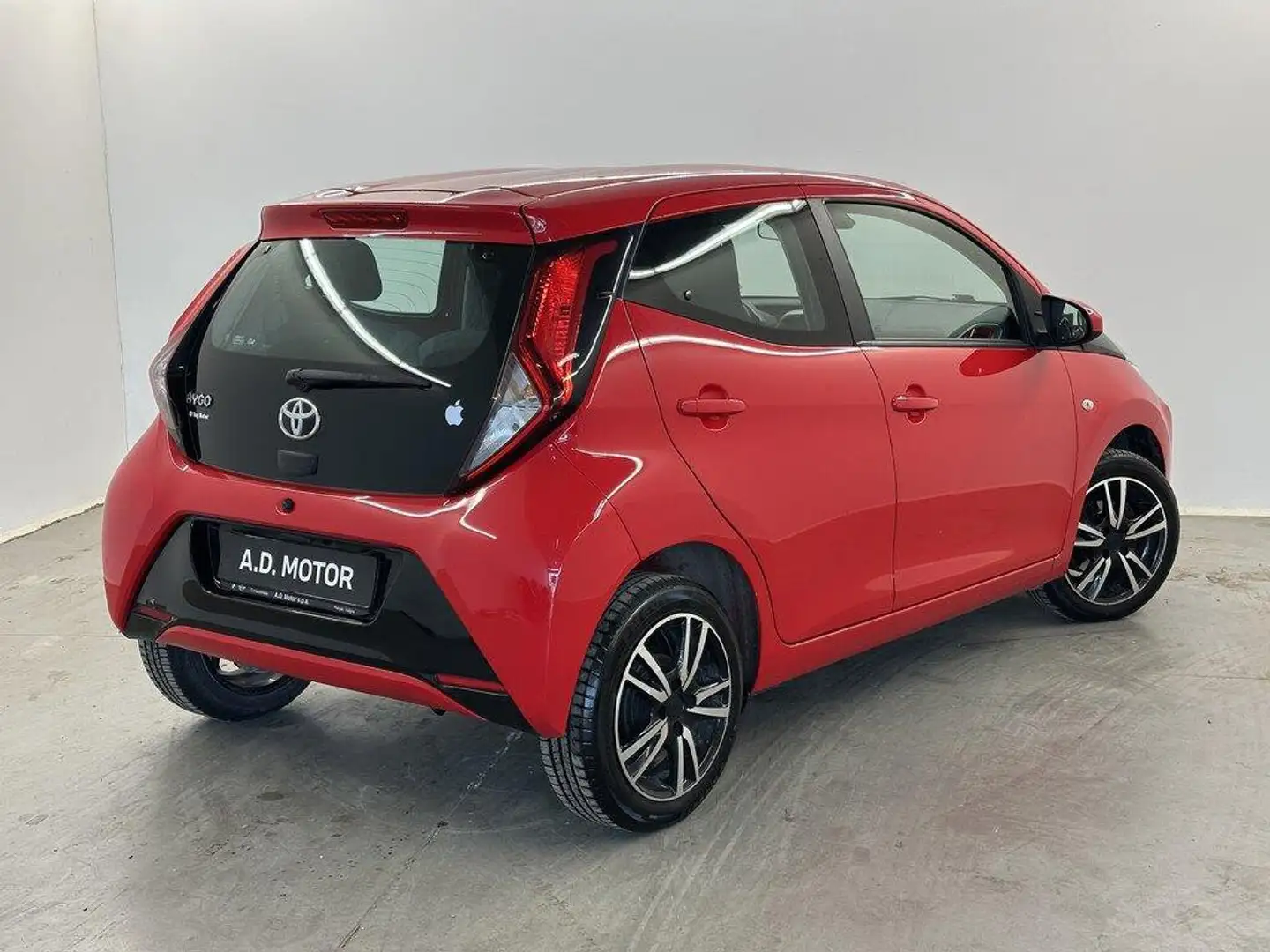 Toyota Aygo 5p 1.0 x-play 72cv - 2