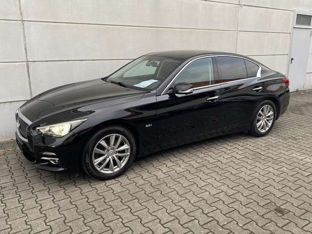 Infiniti Q50 Q50 2.2d RKam LED 360Kam Shz DAB Tmat