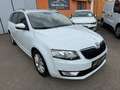 Skoda Octavia Elegance 4x4 Weiß - thumbnail 2