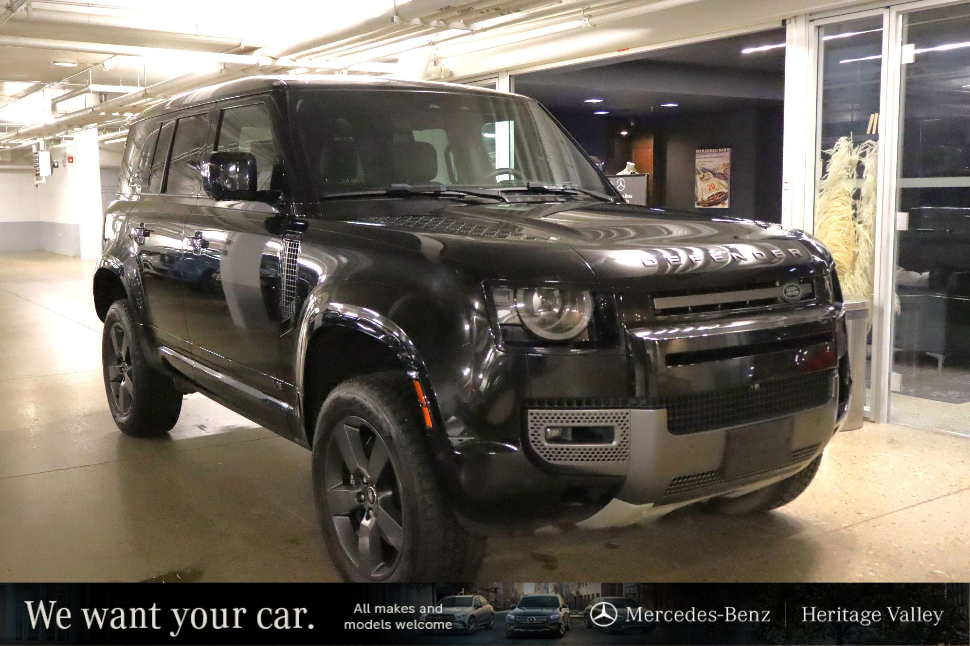 2023 Land Rover Defender 110 | Pano Roof | Meridian Sound | Heated Seats