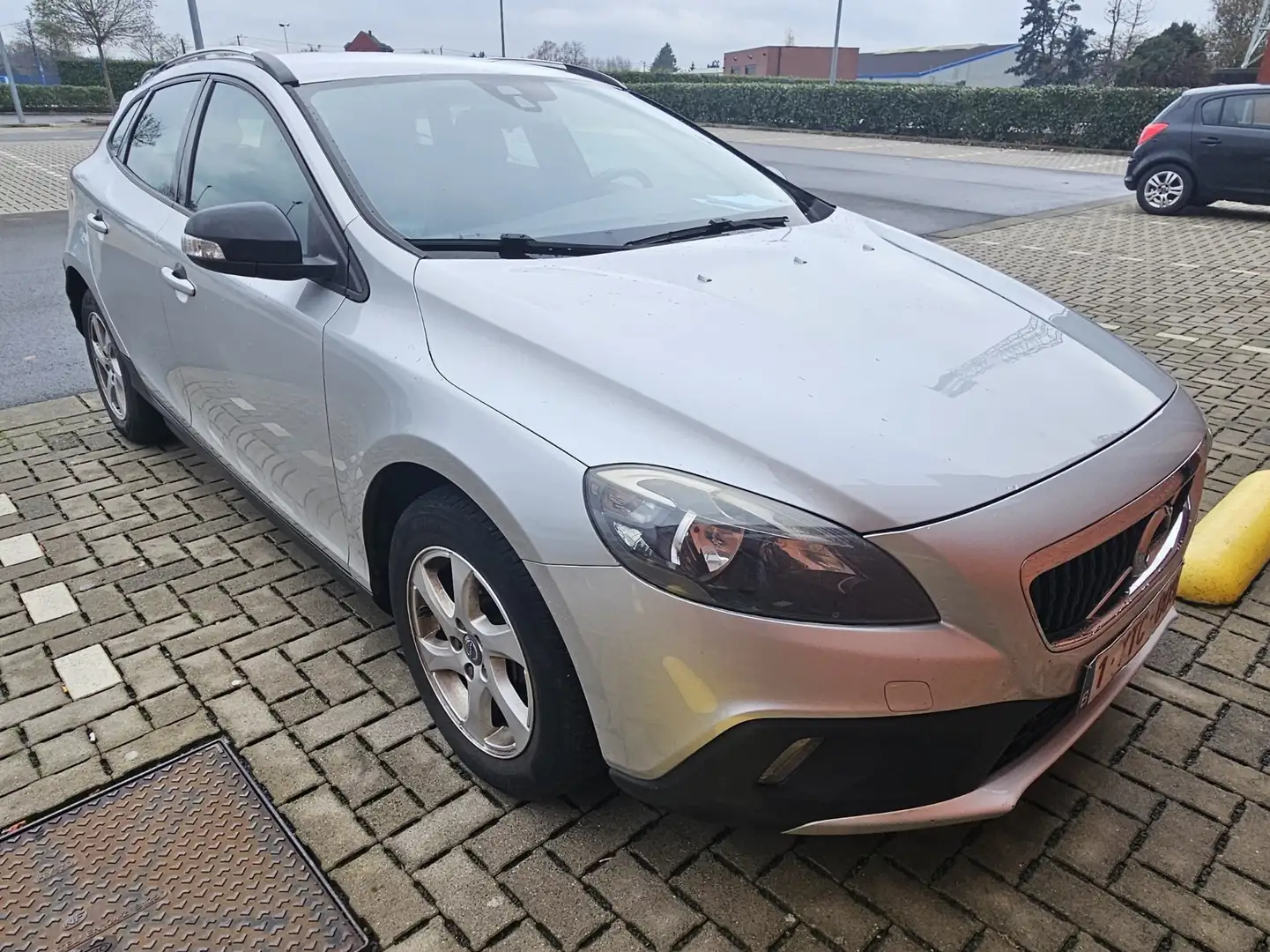 Volvo V40 Cross Country 2.0 D3 Base Geartronic - 1