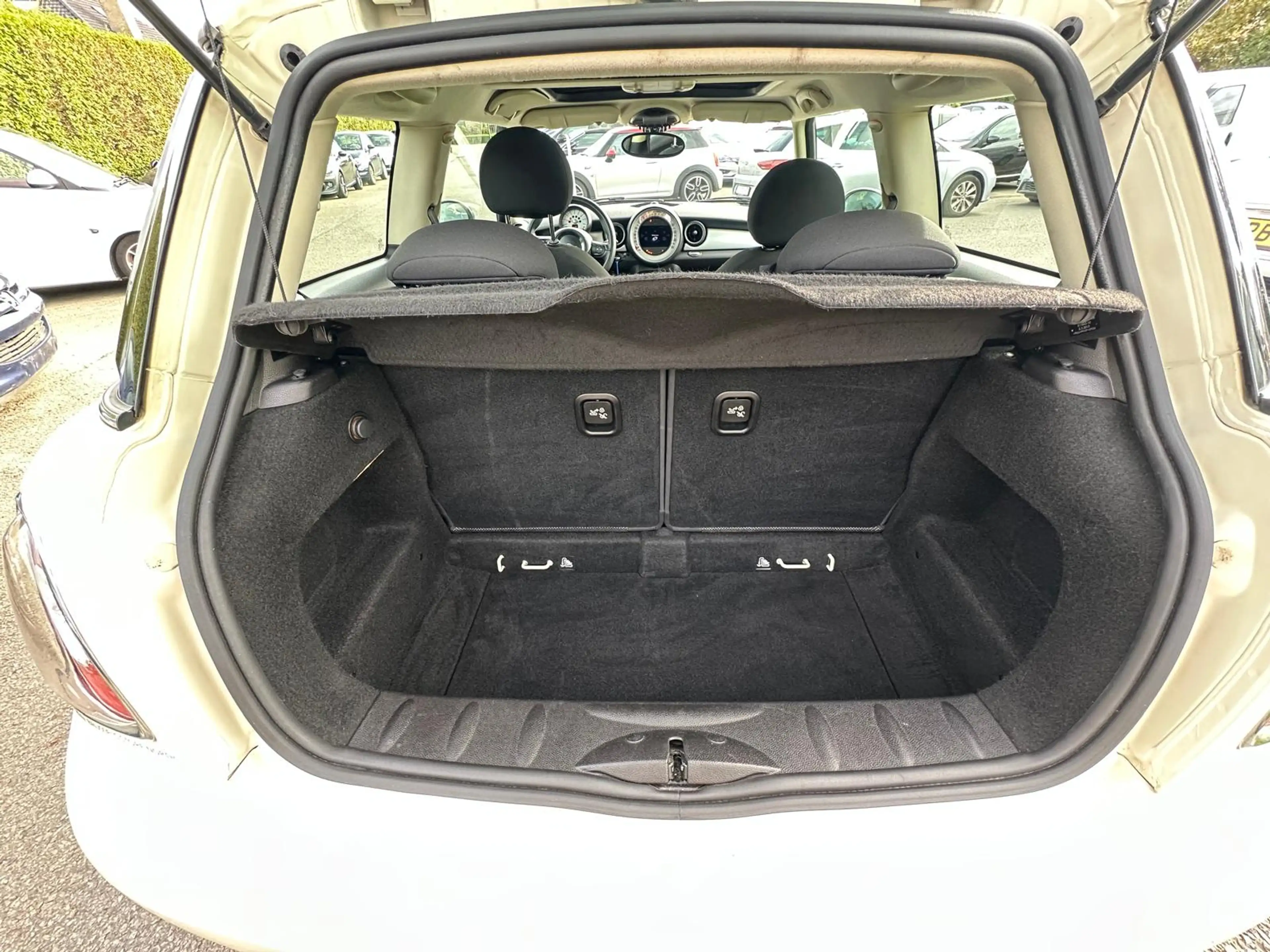 MINI One Mini 1.6i One — photo 14