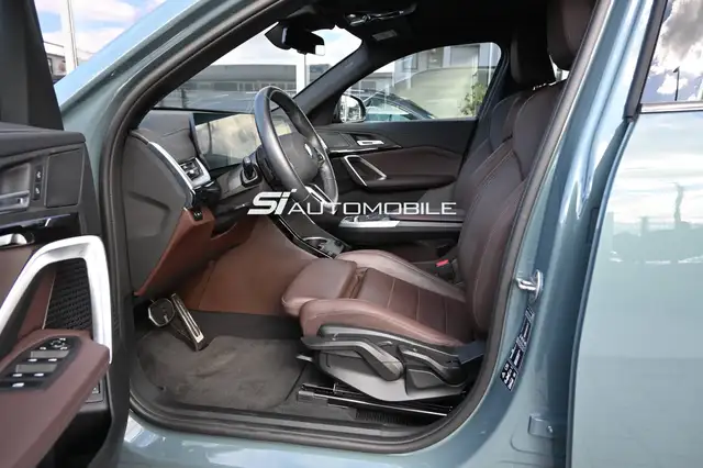 BMW X2 view 10