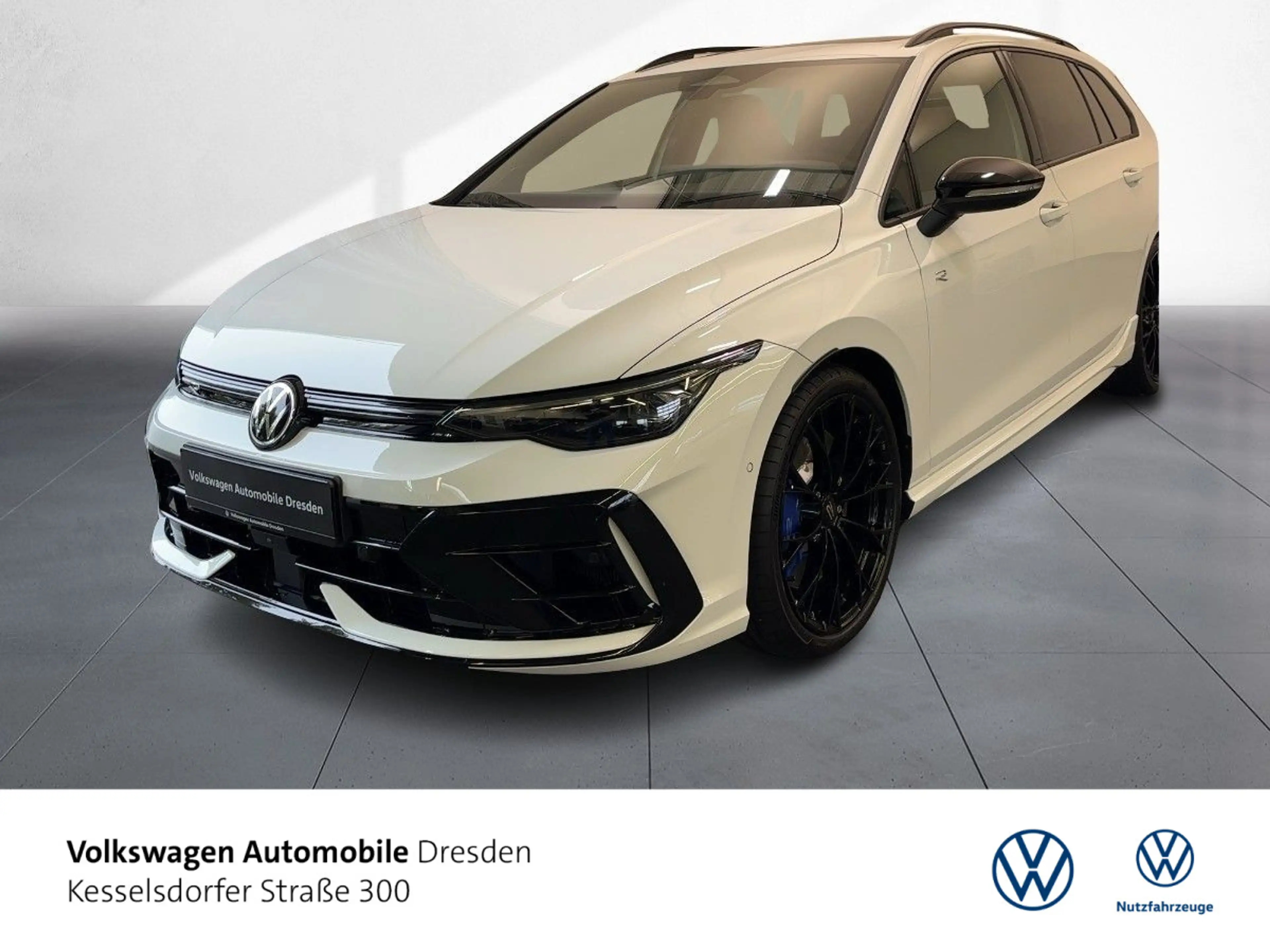 Volkswagen Golf Variant R 2,0 TSI 4MOTION 333 PS DSG