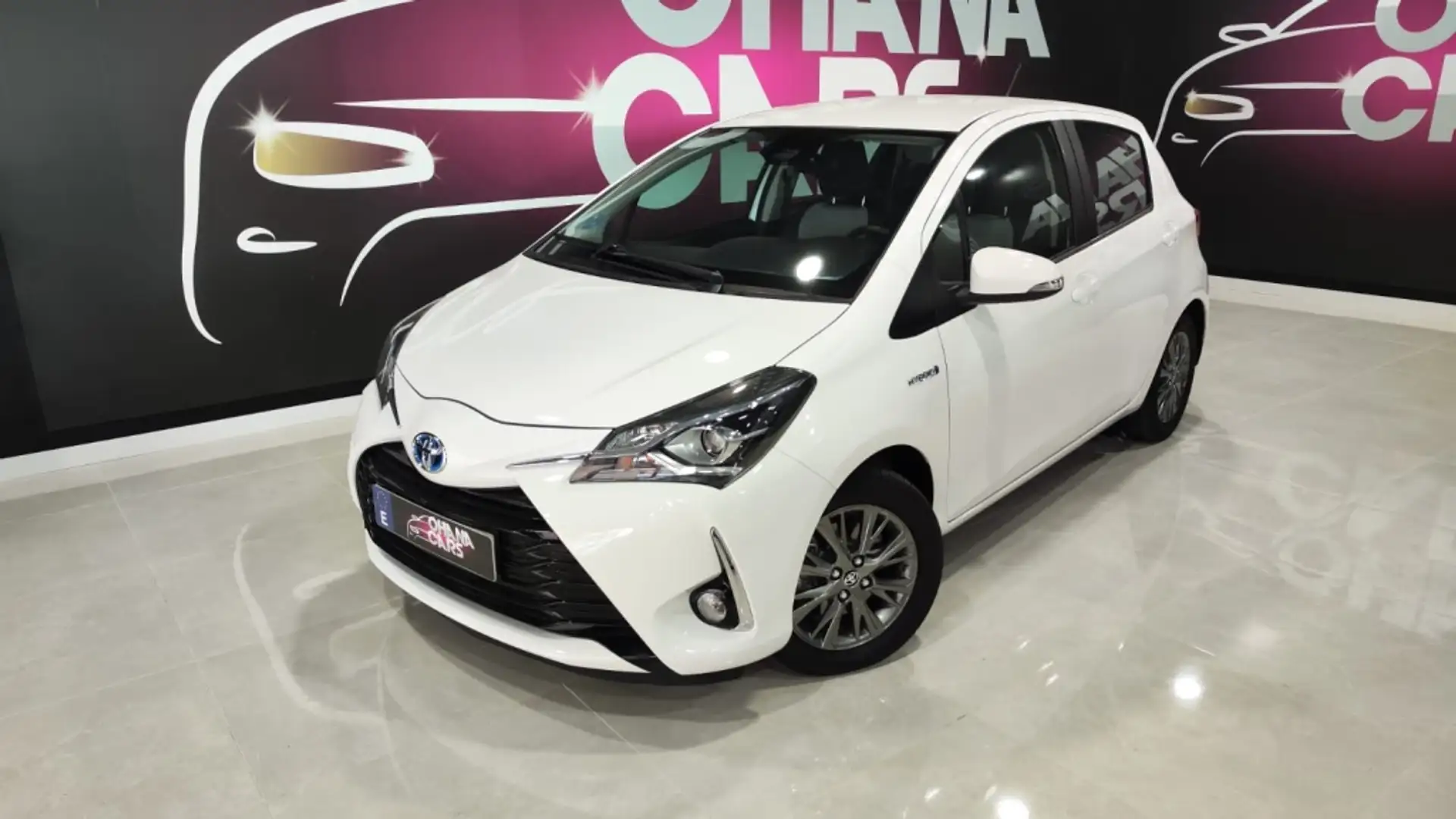 Toyota Yaris 100H 1.5 Active Blanc - 2