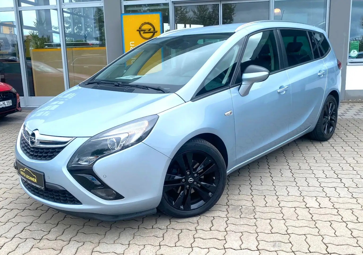 Opel Zafira C Tourer Style 1.4T*KAMERA*AGR*SHZ*SPORT* Bleu - 1
