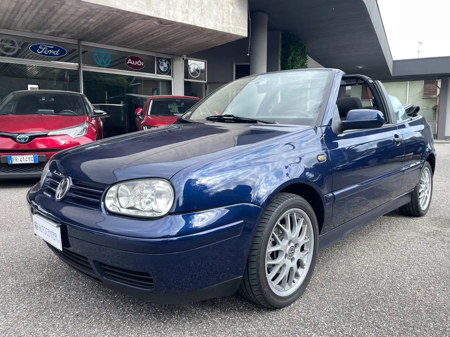 Volkswagen Golf Cabriolet Golf Cabriolet 1.6 cat Highline Bleu - 1
