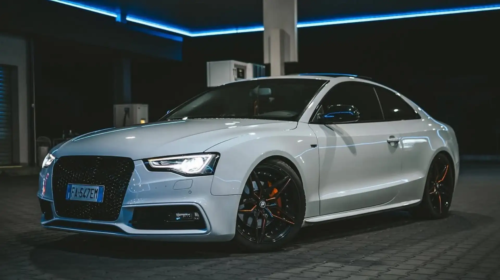 Audi A5 Coupe 3.0 V6 tdi Bianco - 1