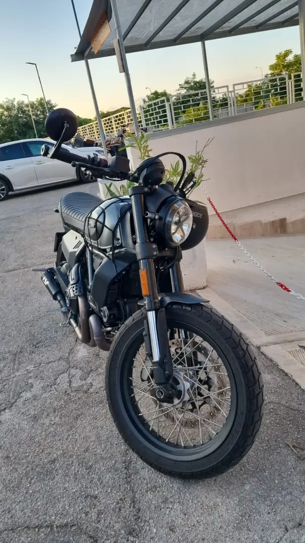 Ducati Scrambler nightshift Argent - 1