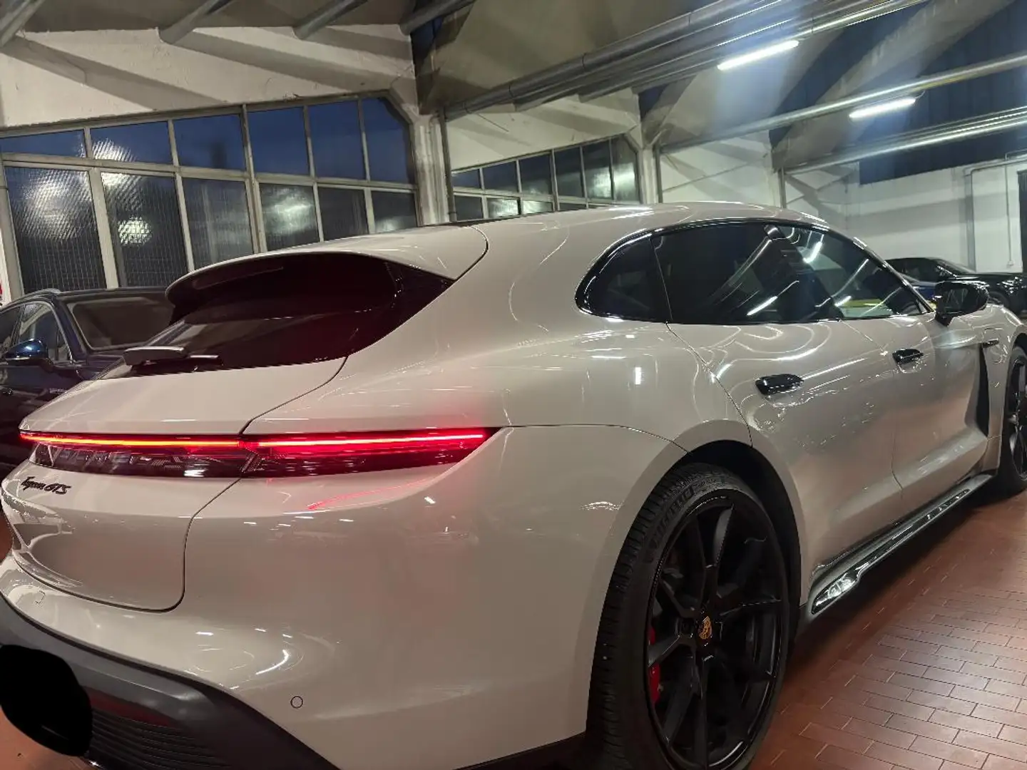 Porsche Taycan Taycan GTS 5posti Cross turismo- tetto-21"- sospen Grau - 1