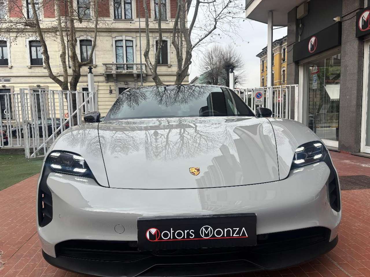 Porsche Taycan Taycan GTS 5posti Sport turismo- tetto-21"- sospen