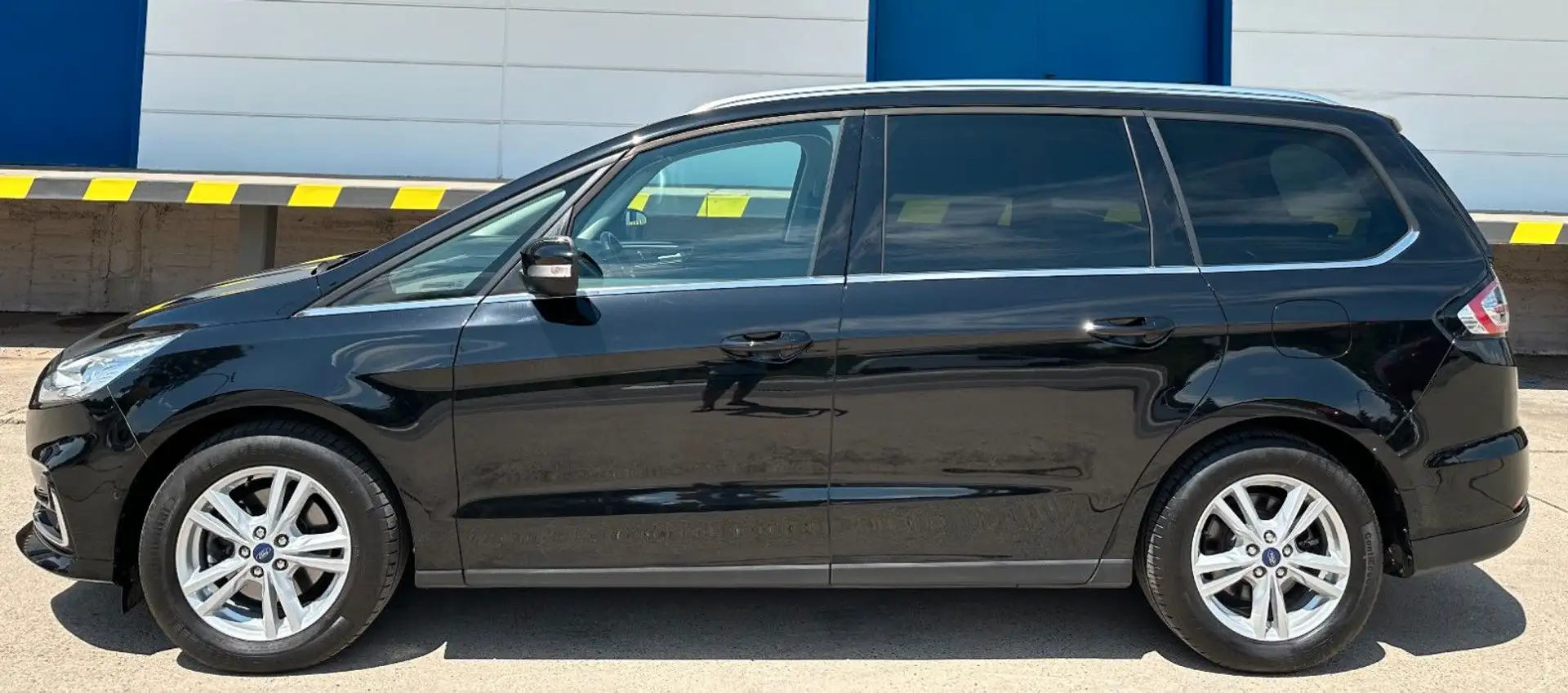 Ford Galaxy Titanium*7-SITZE*NAVI*KAMERA*PARK-ASSIST* Schwarz - 2