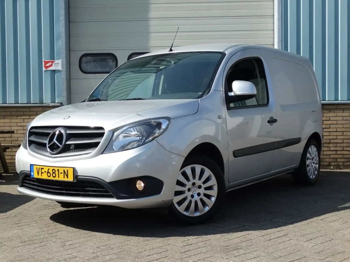 Mercedes-Benz Citan 109 CDI Zilver - 1