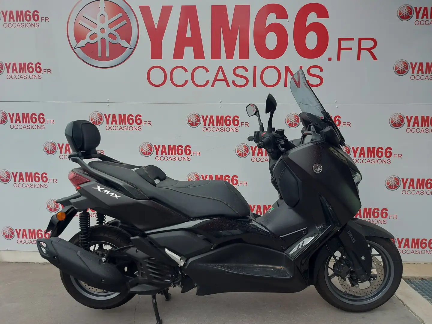 Yamaha X-Max 125 Bruin - 1