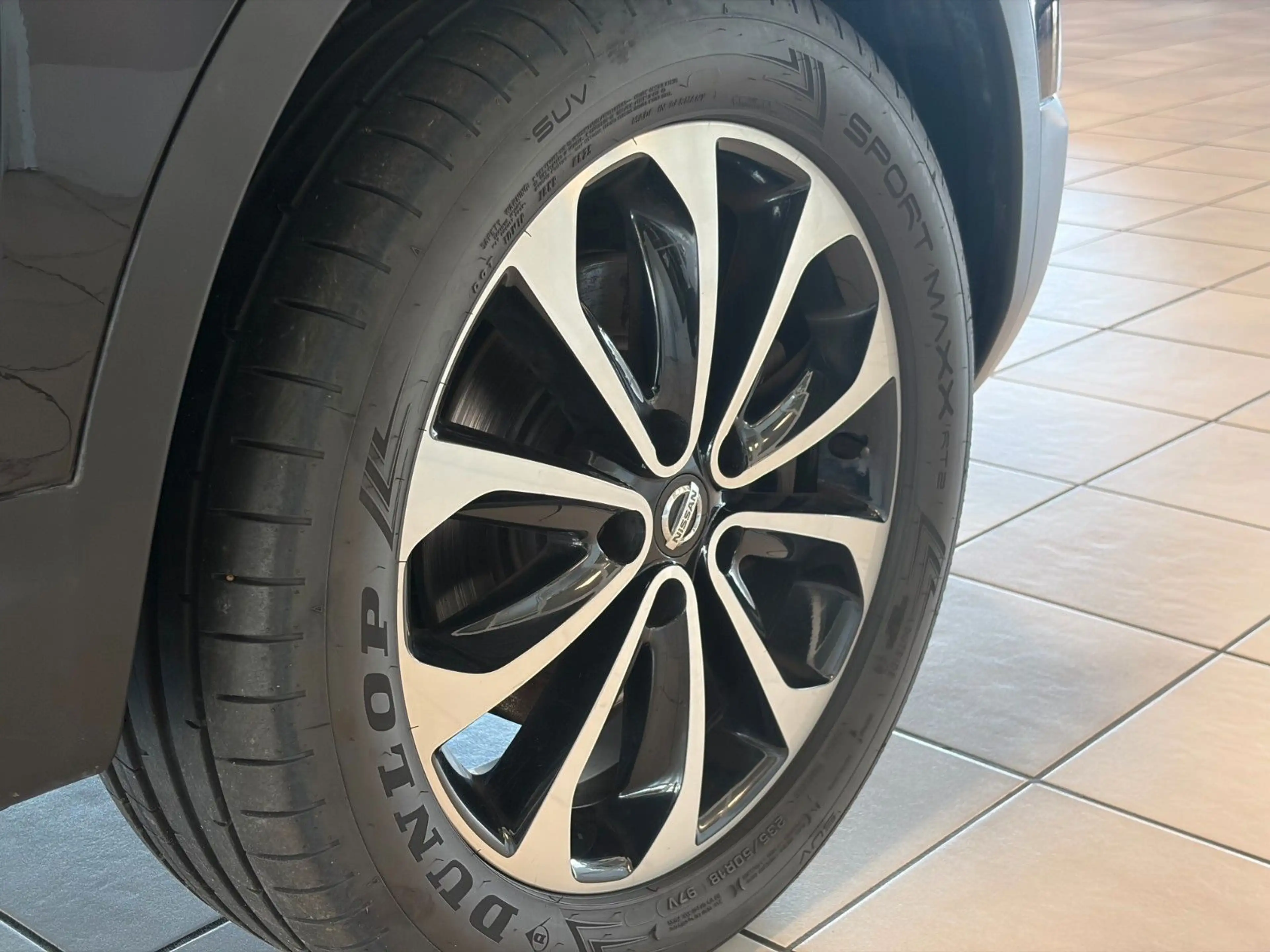 Nissan Qashqai +2 Automatik · 360  · 4X4 · Pano · Navi — photo 13