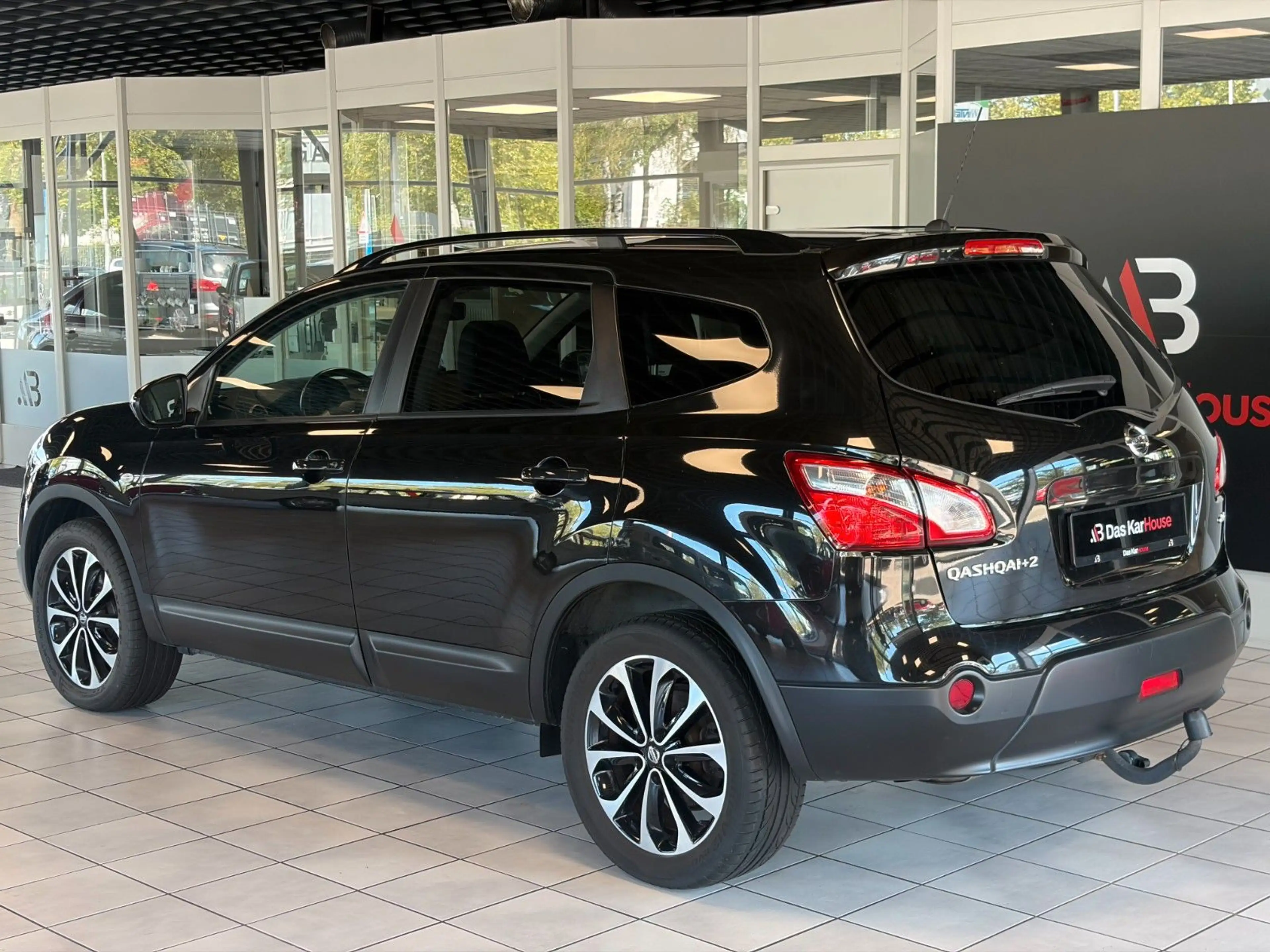 Nissan Qashqai +2 Automatik · 360  · 4X4 · Pano · Navi — photo 6