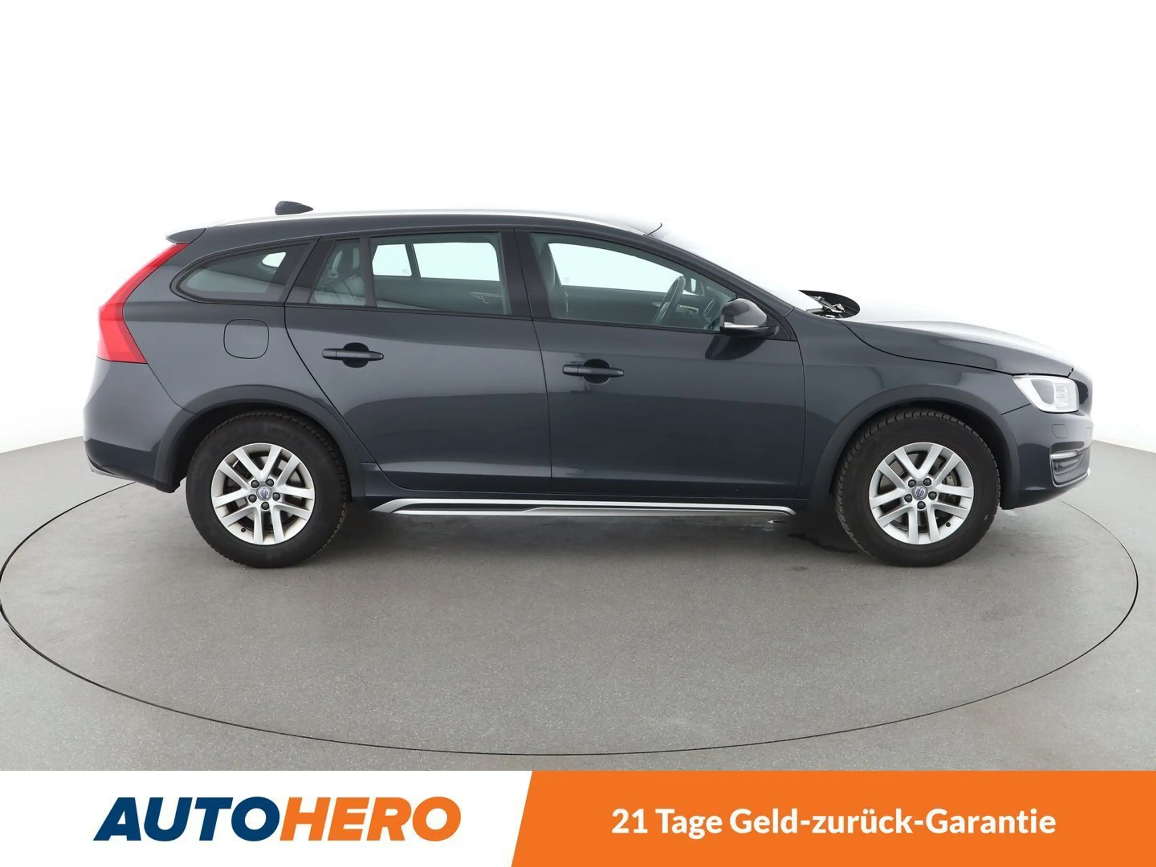 Volvo V60 Cross Country 2.4 D4 Summum AWD Aut.*NAVI*BI-XENON*TEMPO*PDC*SHZ — photo 7