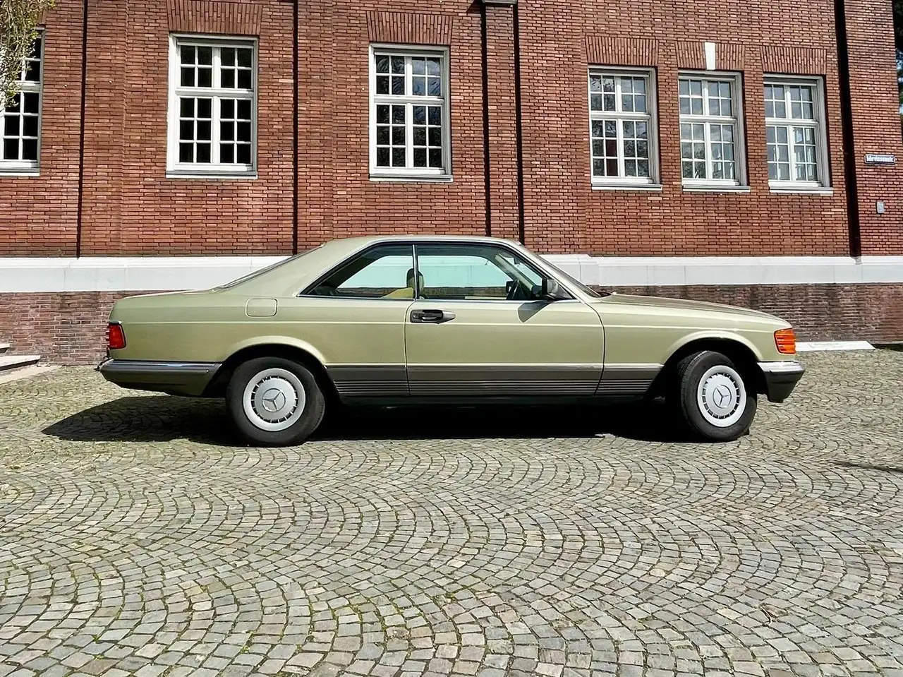 Mercedes-Benz 380 SEC, foto 7