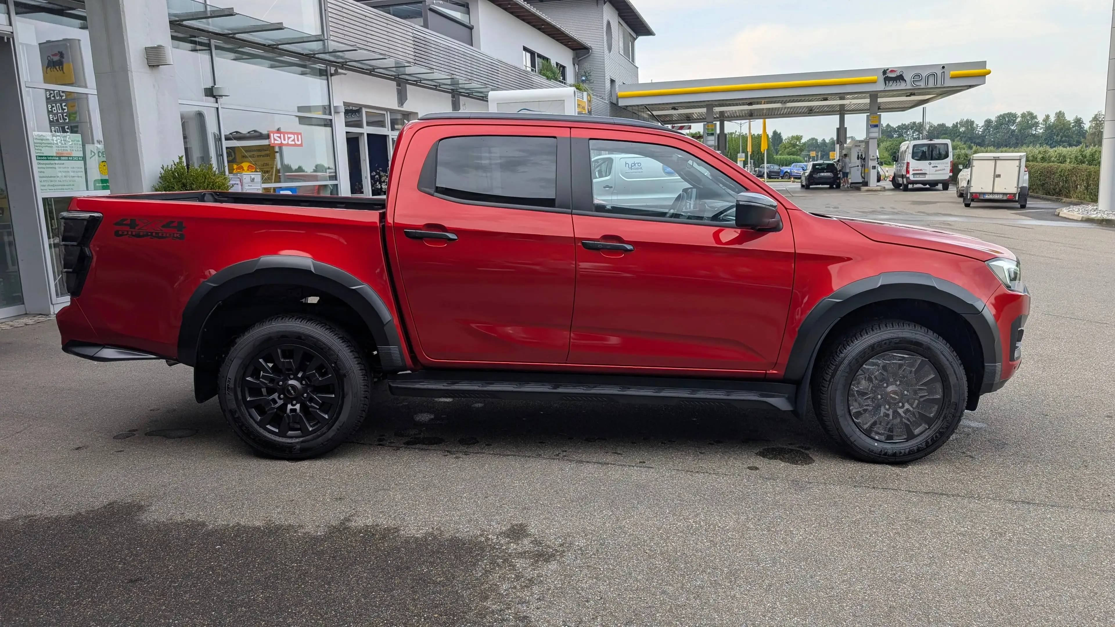 Isuzu D-Max D-Max 2.2 Double Cab 4WD AT V-Cross — photo 6