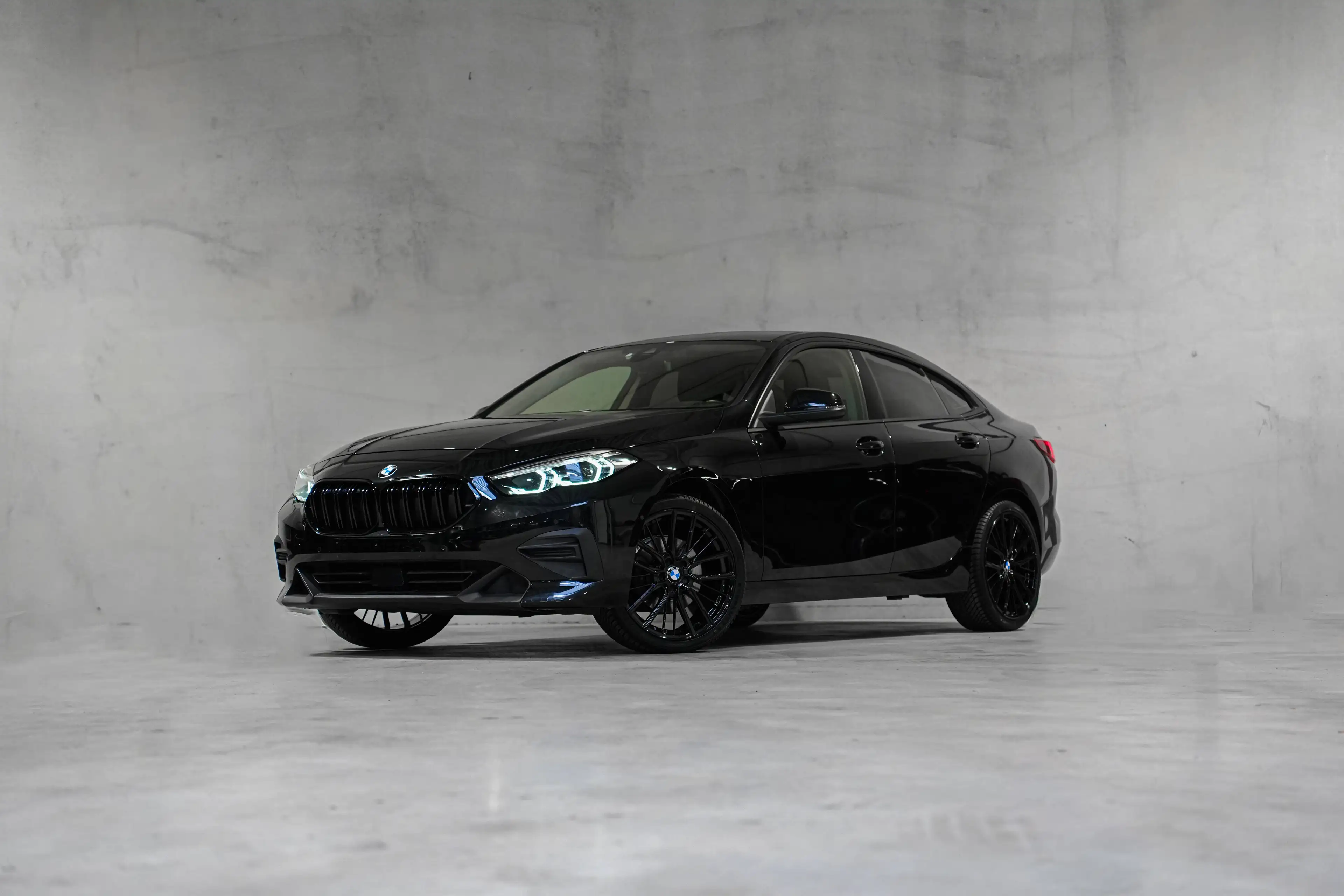 BMW 218 ✖️ 19' PACK M | LED | FULL BLACK | TVA ✔️
