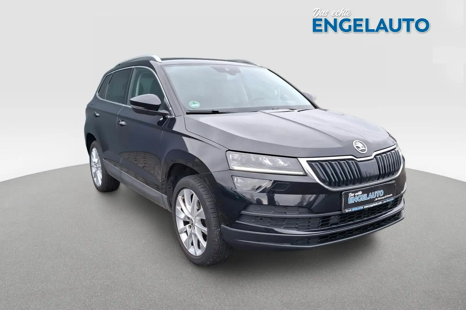 Skoda Karoq Ambition DSG LED AHK ACC Schwarz - 1