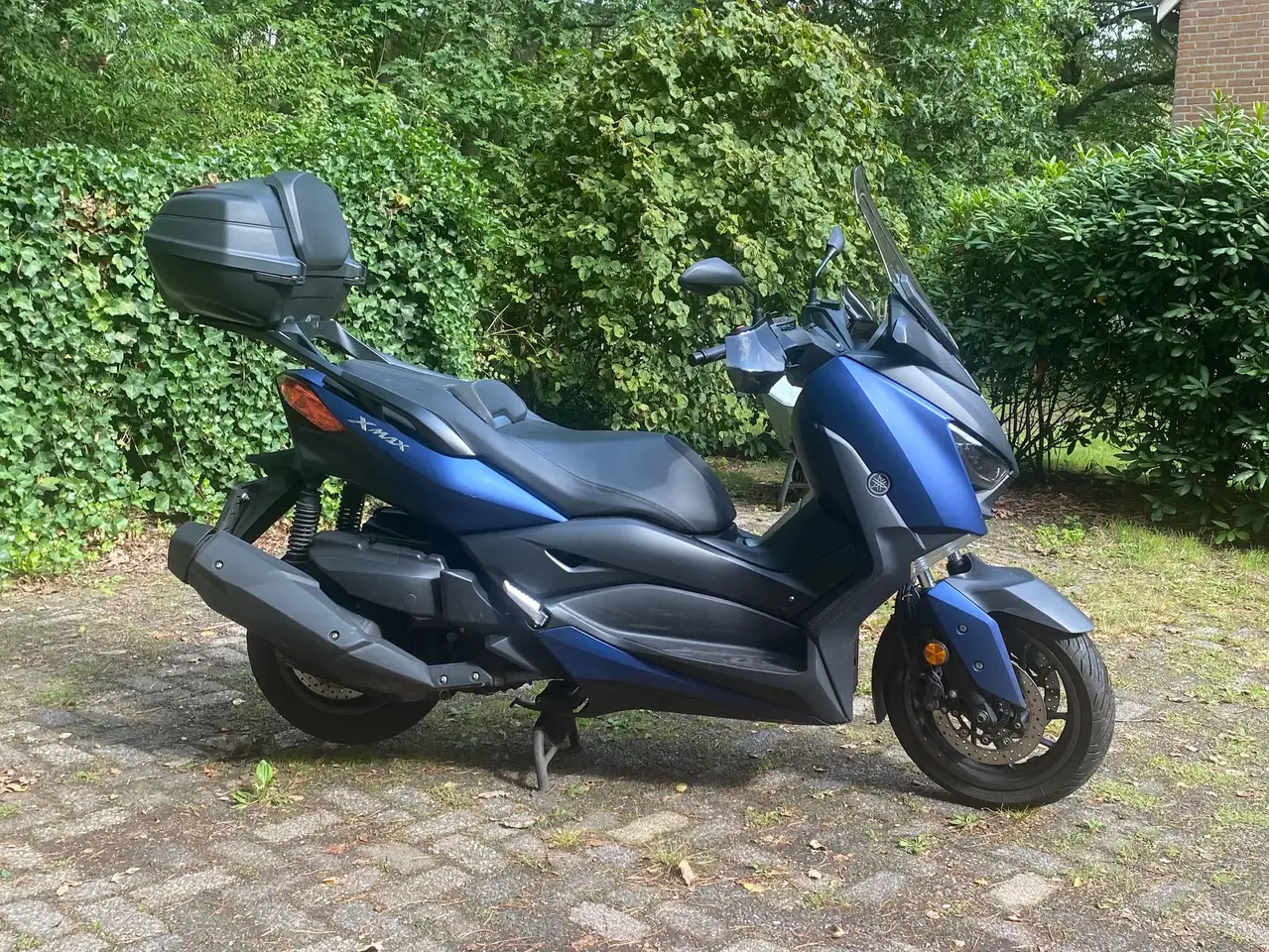 Yamaha X-Max 400