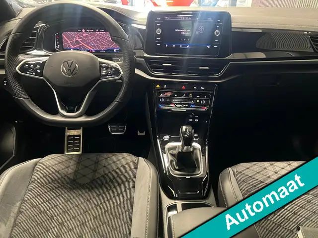 Volkswagen T-Roc view 19