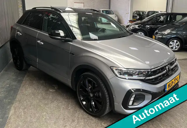 Volkswagen T-Roc view 17