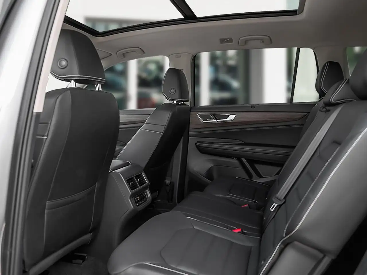 Volkswagen Atlas снимка Volkswagen Atlas