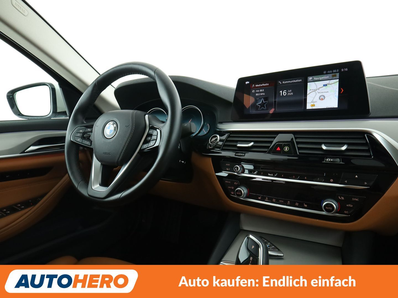 BMW 530 530d Sport Line Aut.*NAVI*CAM*ACC*LED*SHZ*ALU* — photo 13