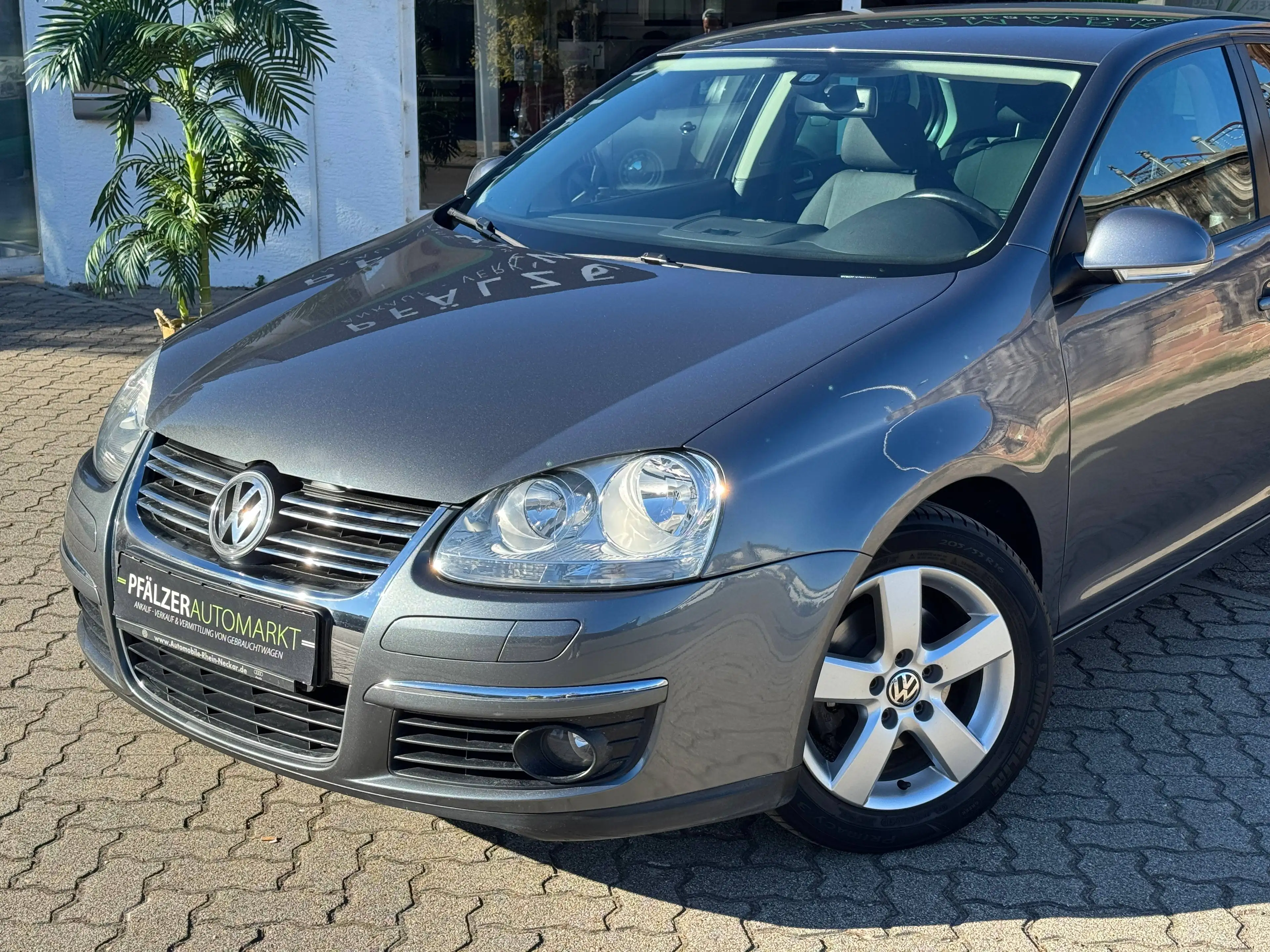 Volkswagen Jetta 1.9 TDI 1.Hand 97.500 km PDC NAVI Sitzheizung — photo 9