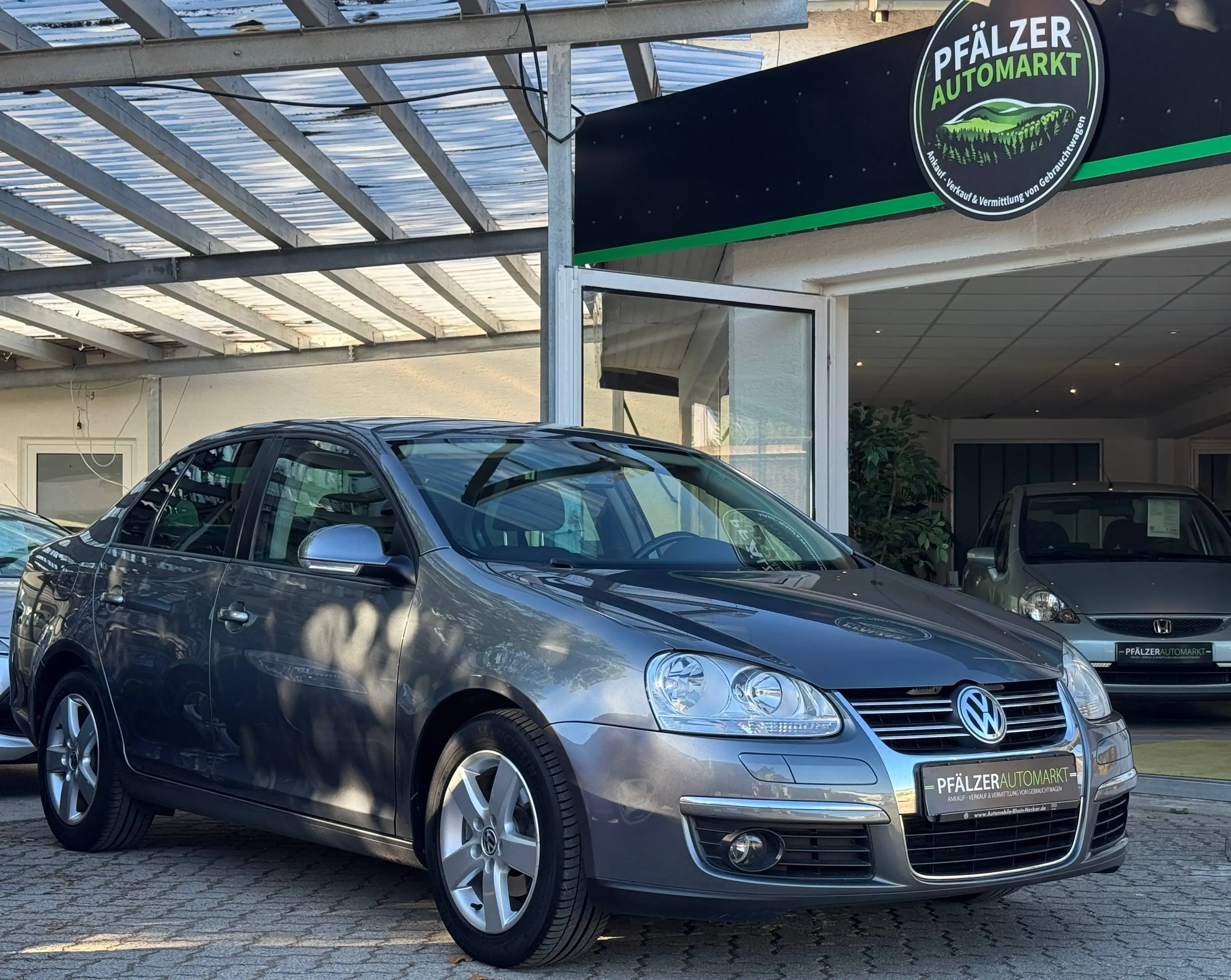 Volkswagen Jetta 1.9 TDI 1.Hand 97.500 km PDC NAVI Sitzheizung — photo 13