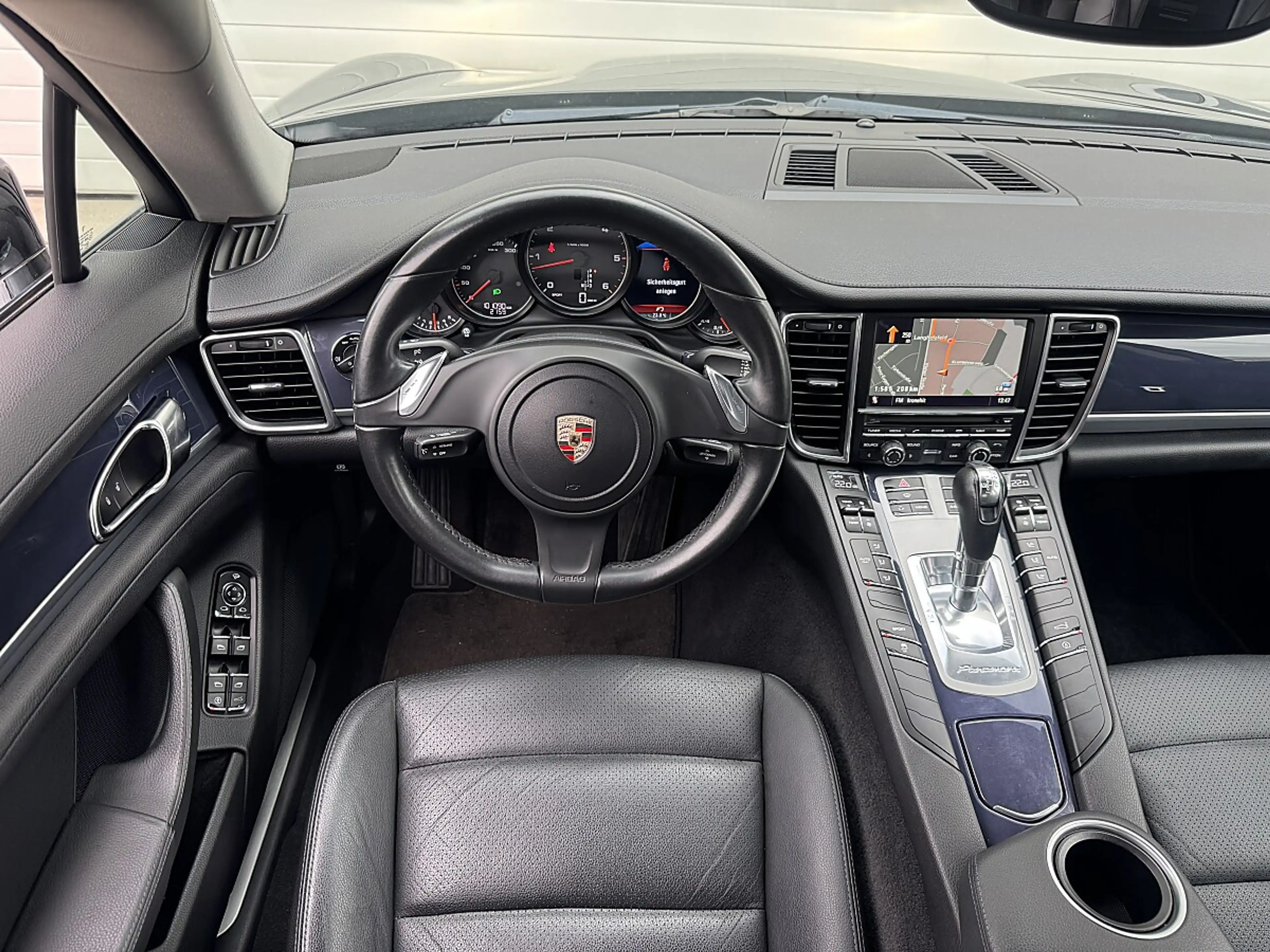 Porsche Panamera 3,0 Diesel Aut. — photo 9