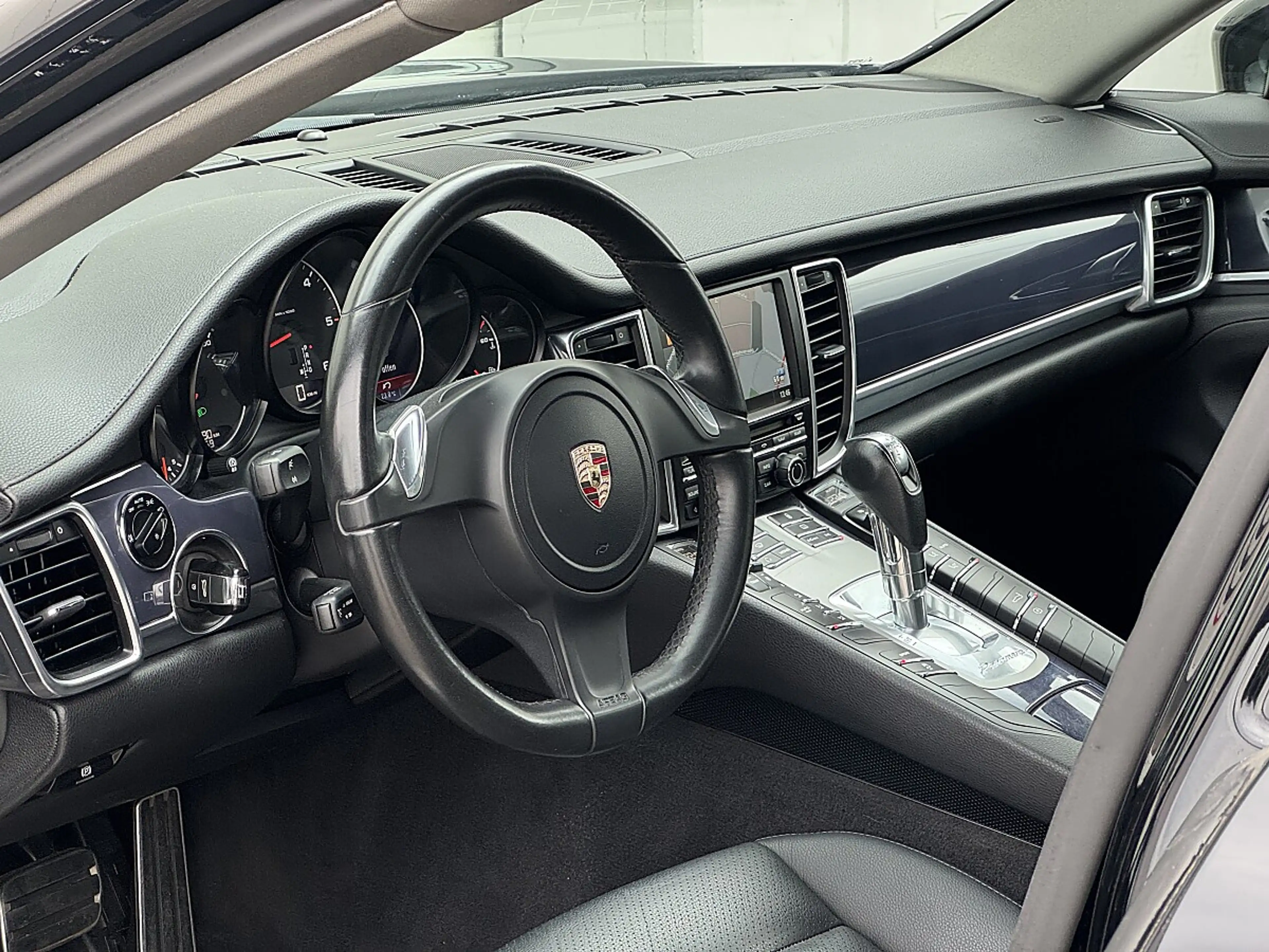 Porsche Panamera 3,0 Diesel Aut. — photo 8