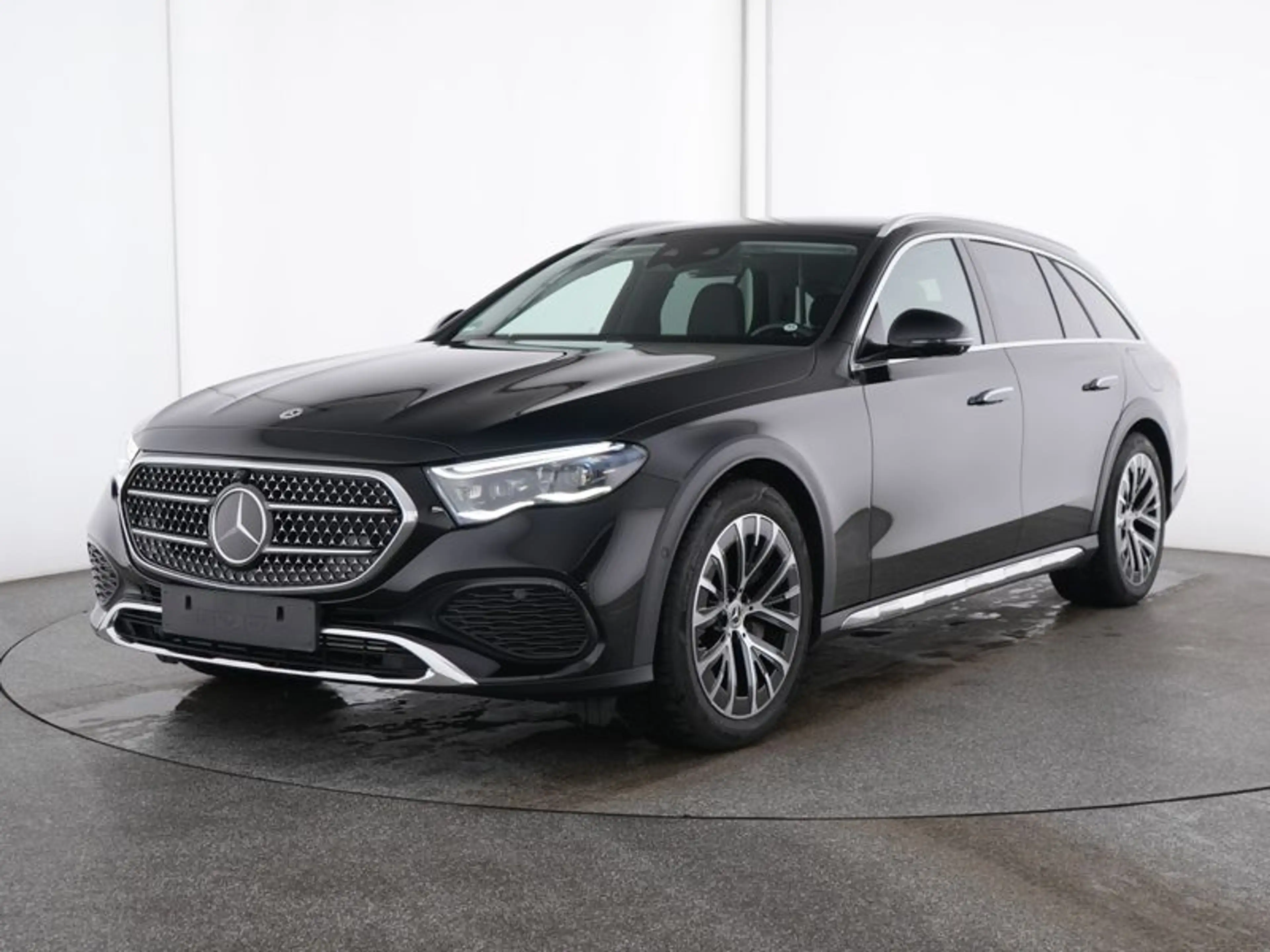 Mercedes-Benz E 300 de 4M T All-Terrain Premium+/Super/AHK/19 — photo 2