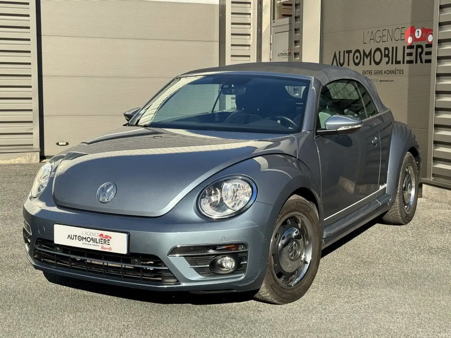 Volkswagen Coccinelle Cabriolet 1.2 TSI 105 DENIM DSG7 Bleu - 2