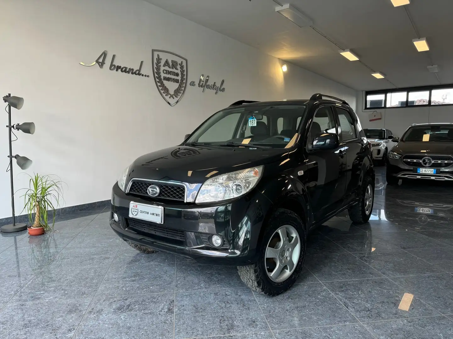 Daihatsu Terios 1.5 SXA 4WD 4X4 greenpowered Gpl autom Stupenda Noir - 1