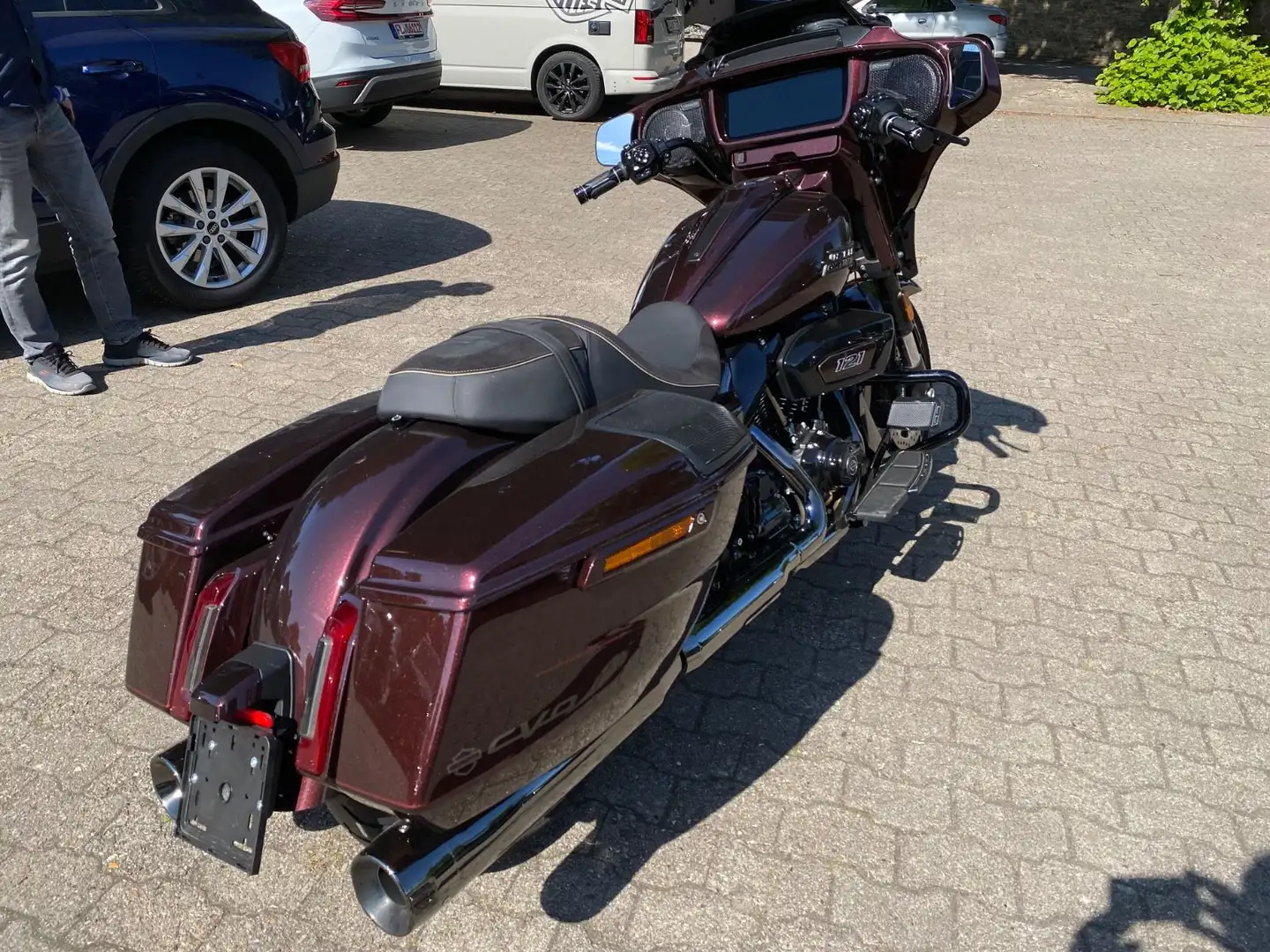 Harley-Davidson Street Glide CVO Maro - 2