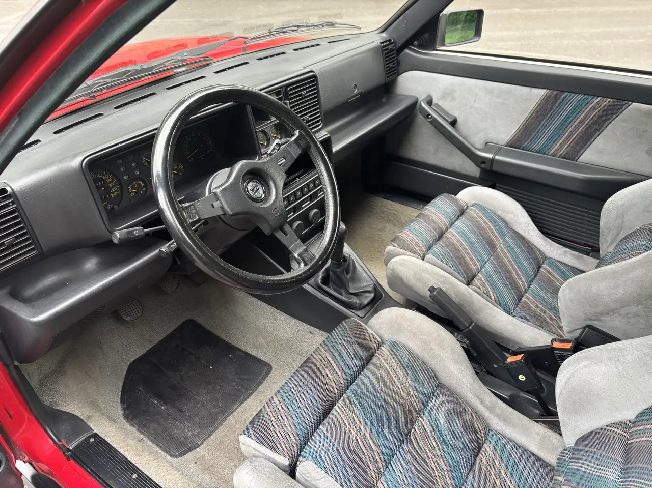 Lancia Delta HF turbo, foto 9