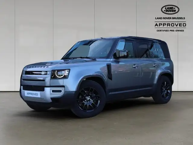 Land Rover Defender 110 D200 SE 7SEATS Warranty until 03/2029