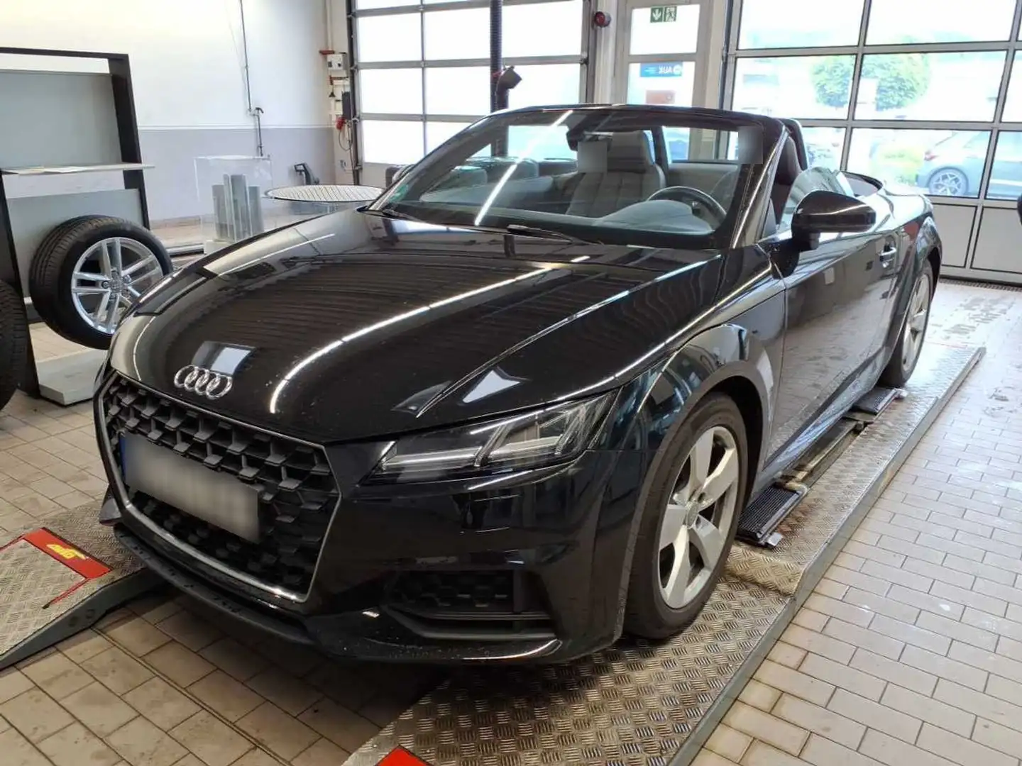 Audi TT 40 TFSI S-tronic +LED+ASSISTS+PDC+ Schwarz - 2