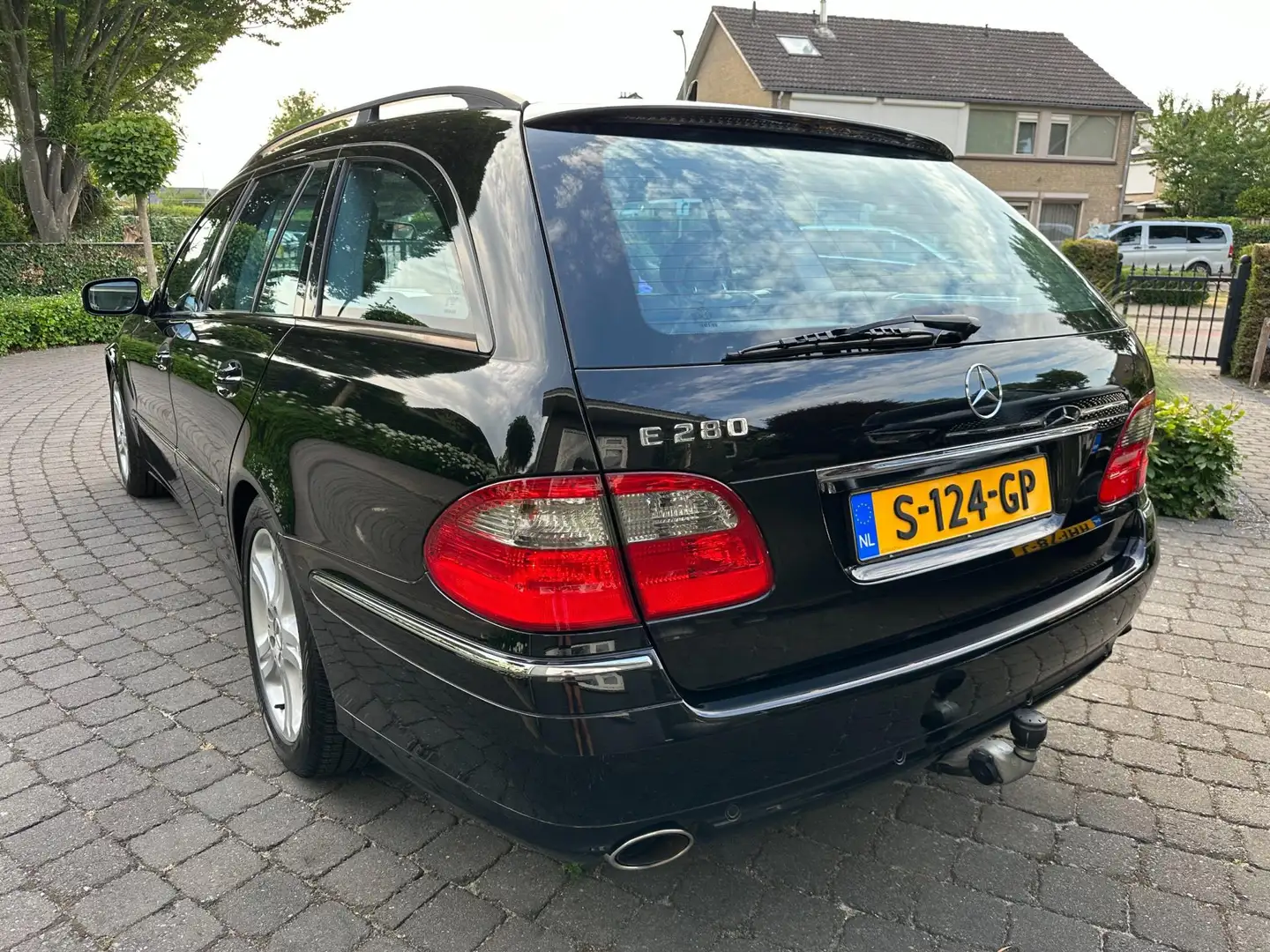 Mercedes-Benz E 280 Estate Avantgarde, Youngtimer, Unieke staat! Zwart - 2