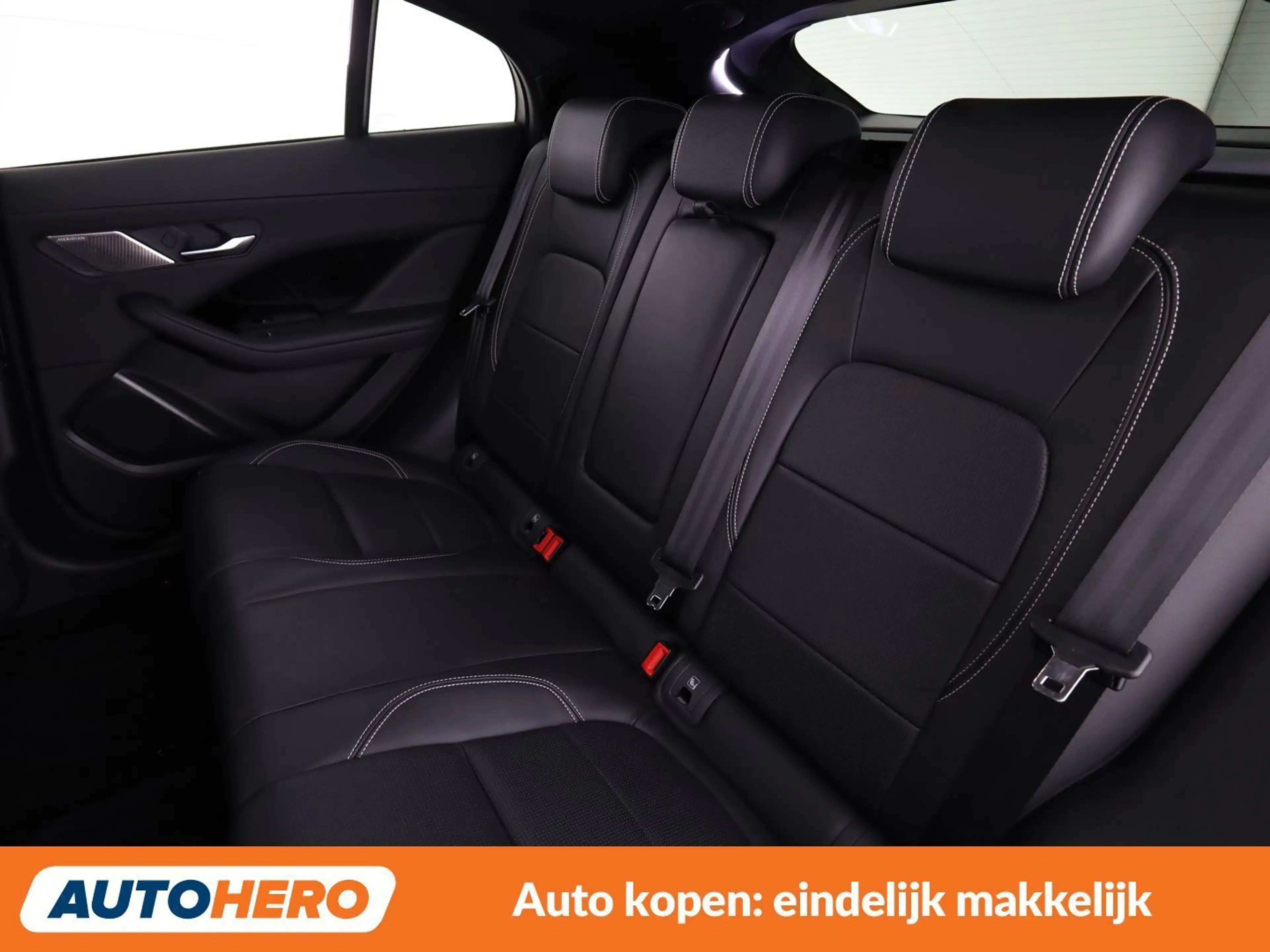 Jaguar I-Pace electric drive 294 kW SE — photo 15