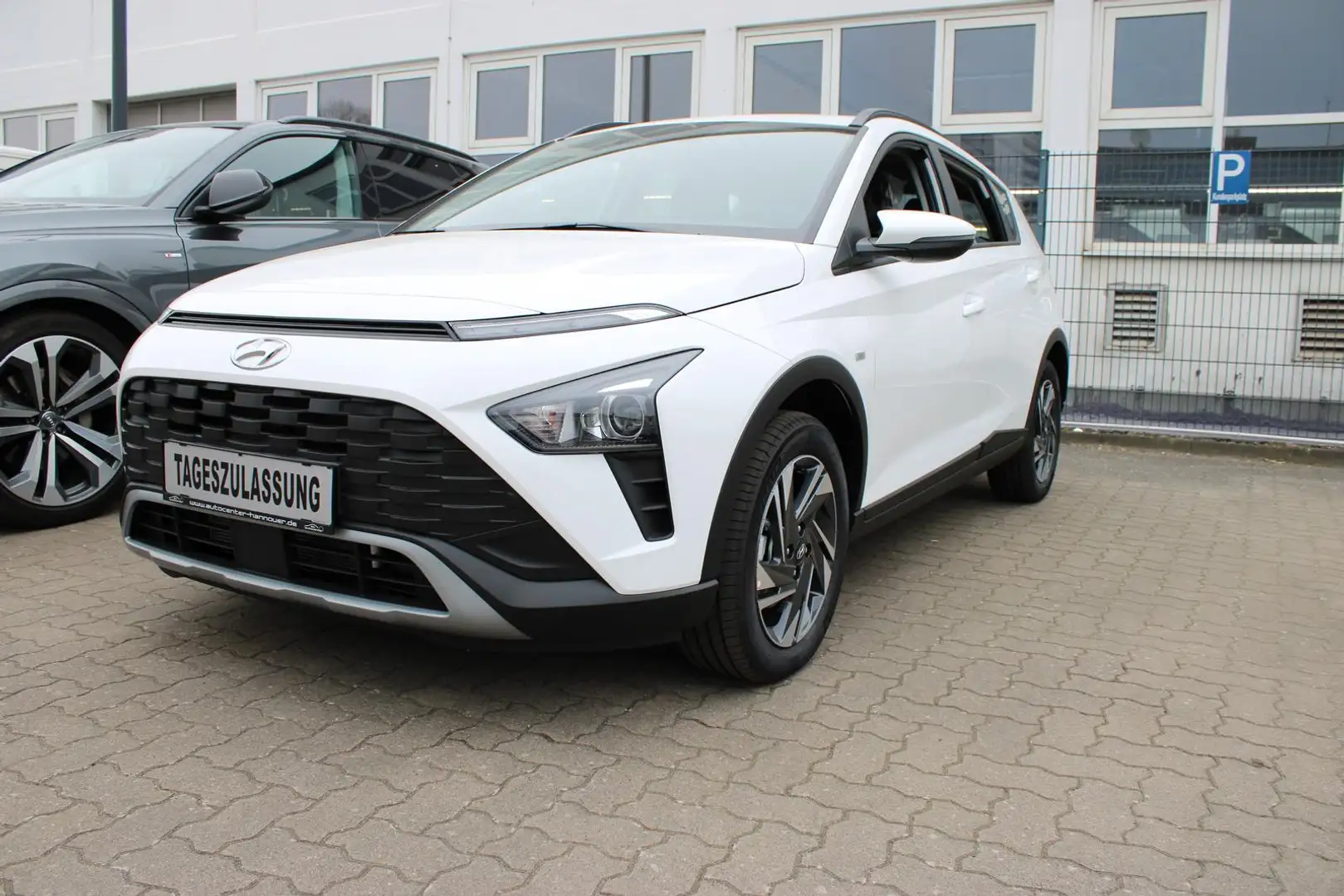 Hyundai BAYON 1.0 T-GDI Select M-Hybrid Navi RFK Klima PDC DAB Bianco - 2